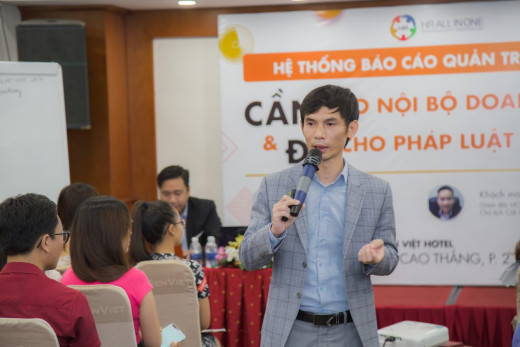 Chuyên gia Vũ Dũng